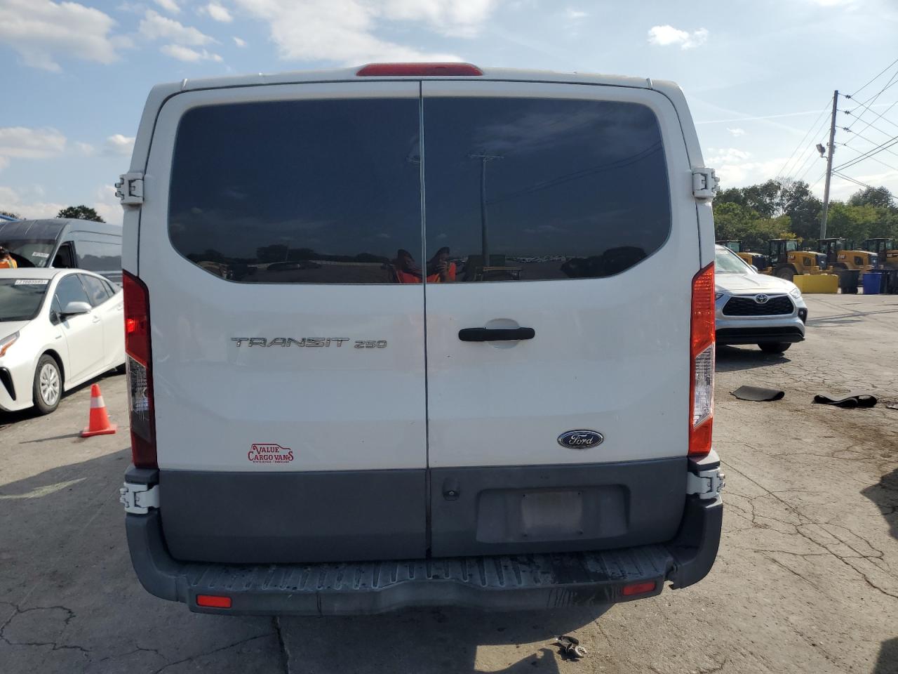 2016 Ford Transit T-250 VIN: 1FTYR1ZM2GKA47436 Lot: 71720975