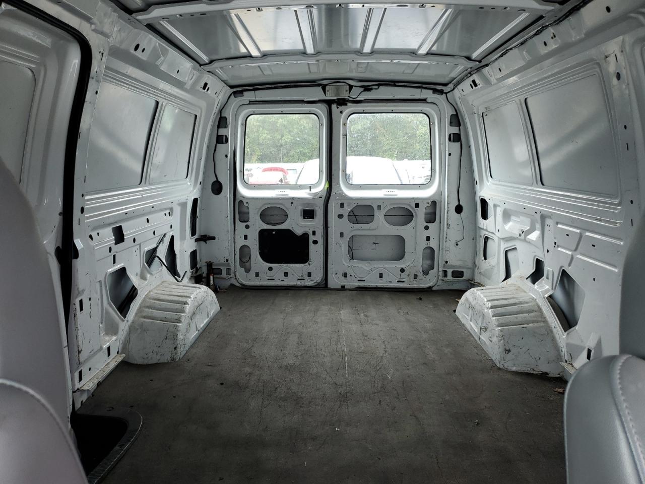 2003 Ford Econoline E150 Van VIN: 1FTRE142X3HA81444 Lot: 81185435