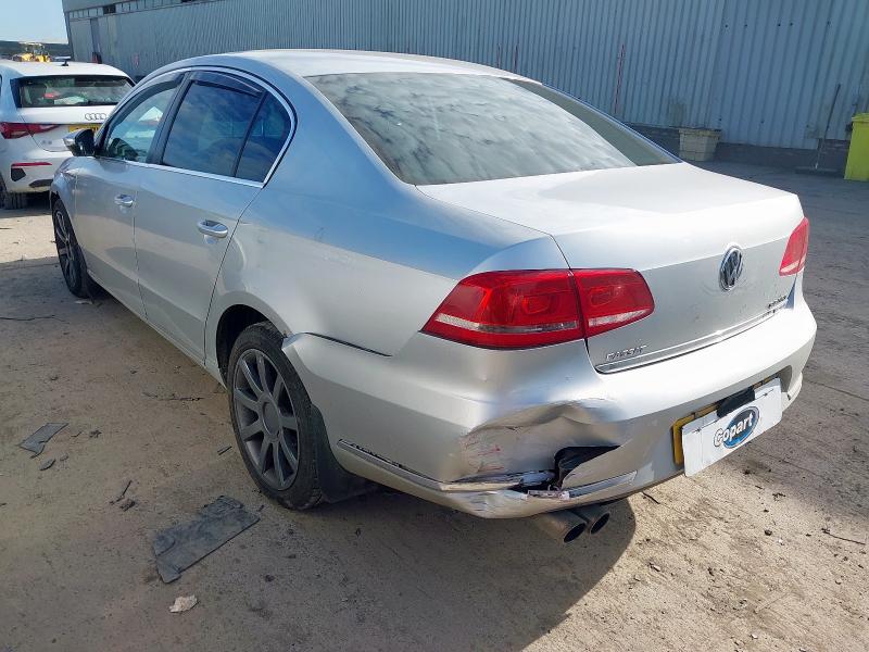 2011 VOLKSWAGEN PASSAT SPORT BLU TEC 140 