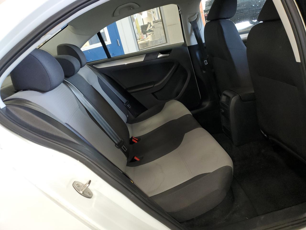 2017 Volkswagen Jetta S VIN: 3VW167AJ5HM400919 Lot: 70638265