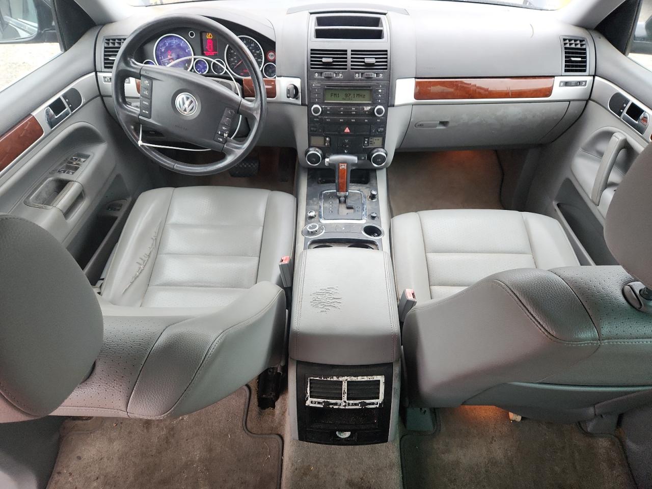 2004 Volkswagen Touareg 3.2 VIN: WVGBC67L24D023910 Lot: 82090745