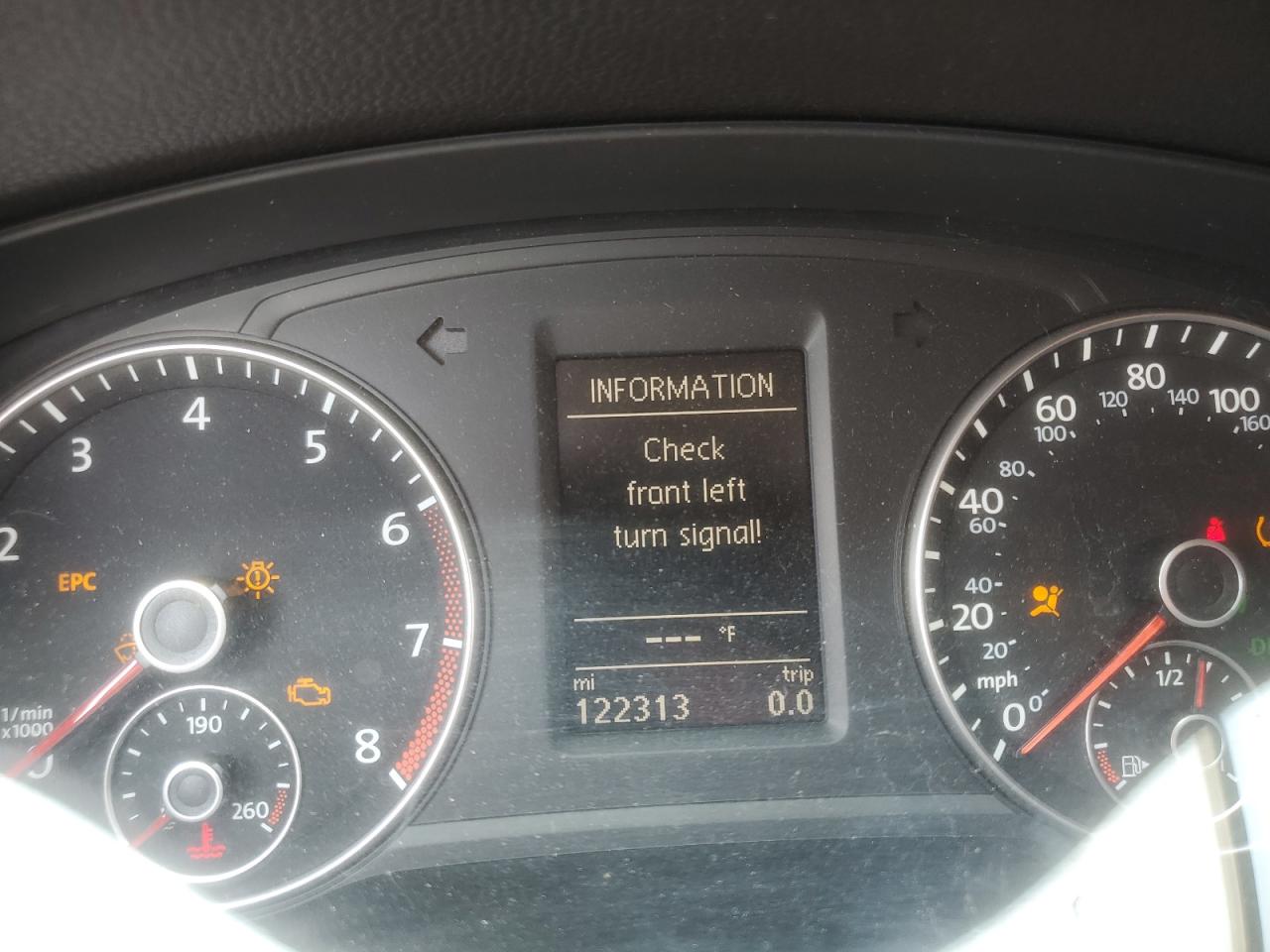 2013 Volkswagen Passat Se VIN: 1VWBP7A36DC070318 Lot: 80442555