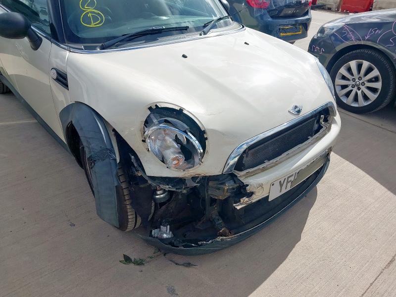 2013 MINI ONE 