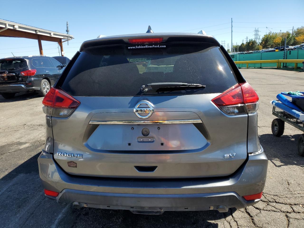 2017 Nissan Rogue S VIN: KNMAT2MTXHP537215 Lot: 83845435