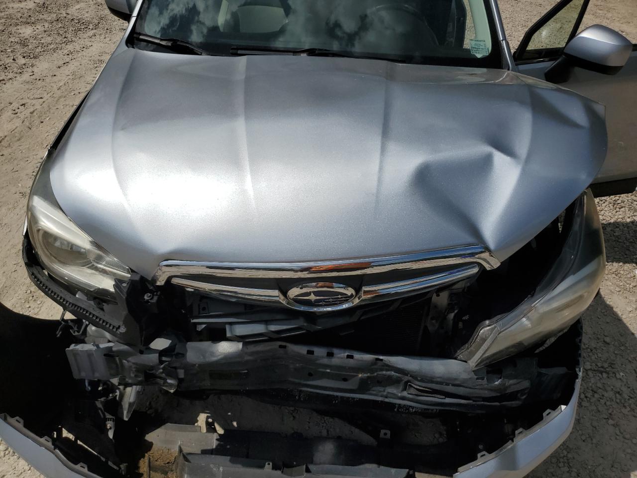 2017 Subaru Forester 2.5I Limited VIN: JF2SJALC7HH584610 Lot: 70400525