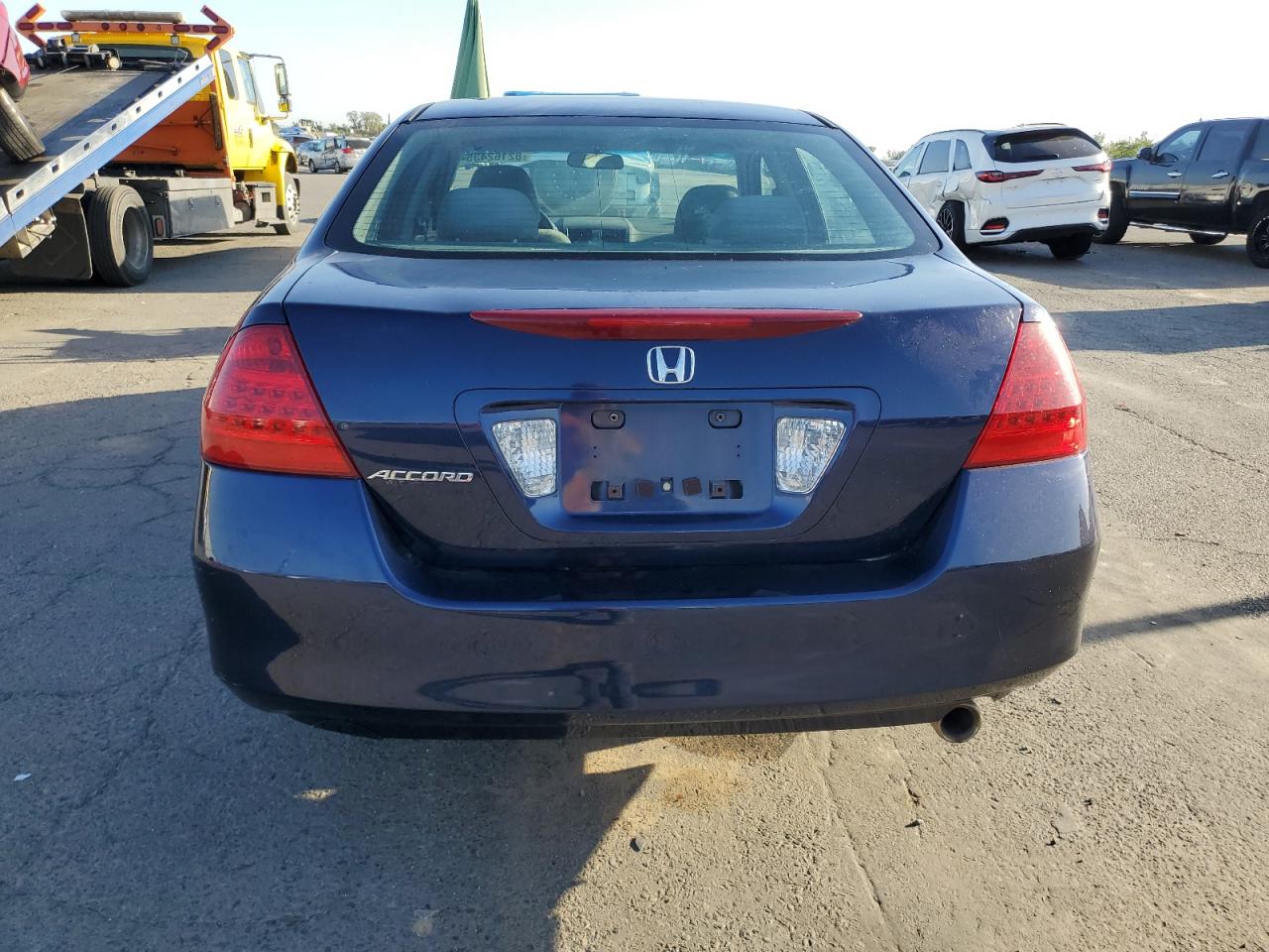 2007 Honda Accord Lx VIN: 1HGCM56447A154998 Lot: 82162435