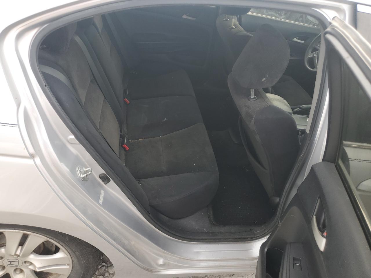 2010 Honda Accord Lxp VIN: 1HGCP2F45AA138032 Lot: 71610175