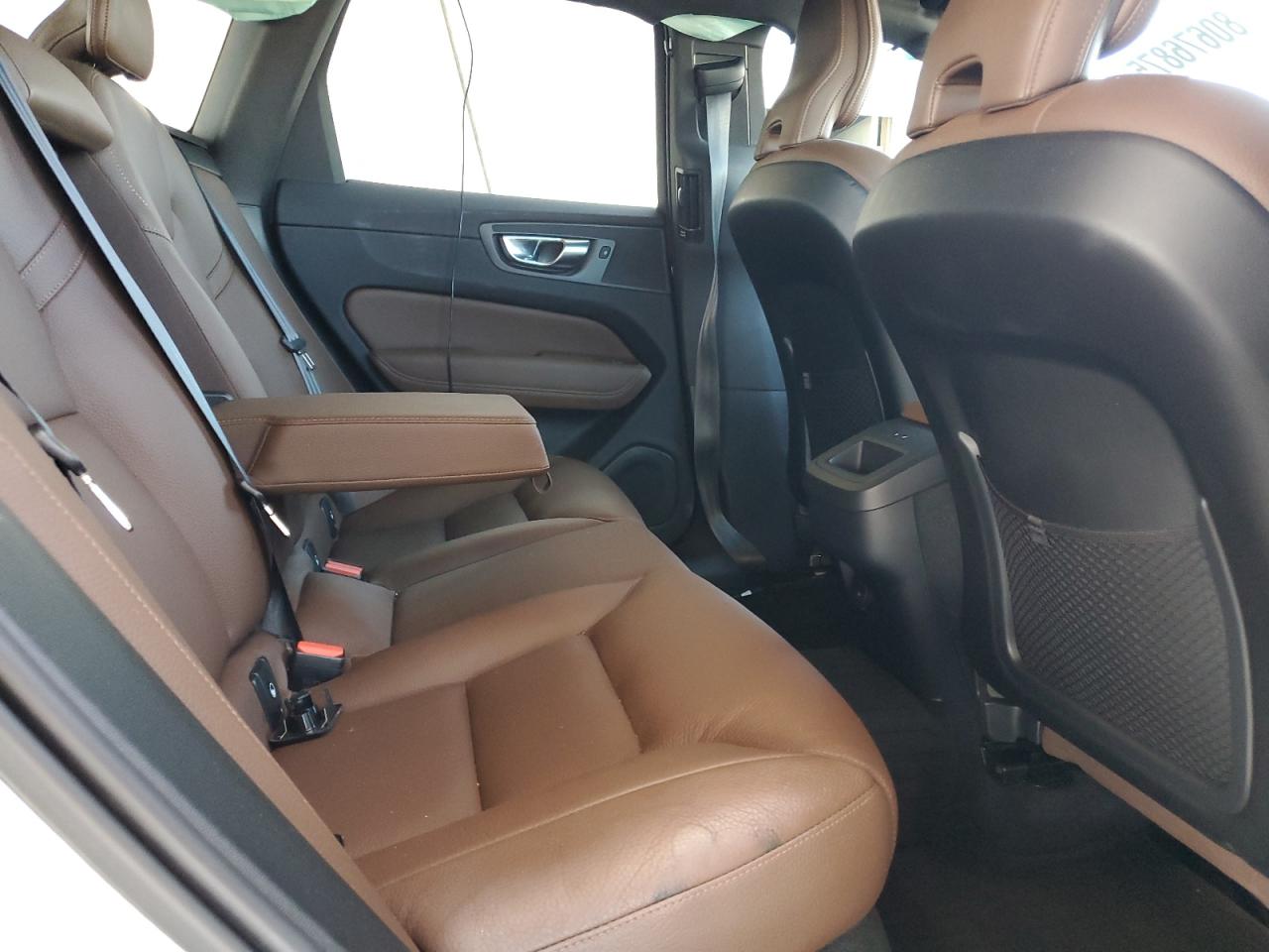 2022 Volvo Xc60 B5 Momentum VIN: YV4L12RK1N1051726 Lot: 80676875
