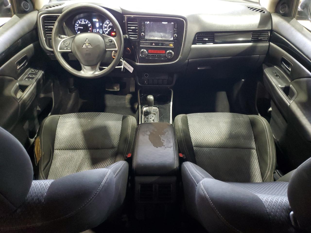 2019 Mitsubishi Outlander Se VIN: JA4AZ3A36KZ011856 Lot: 83847655