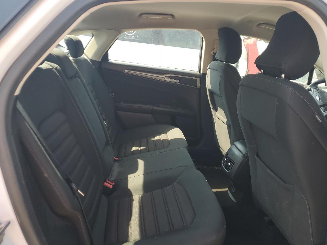 2019 Ford Fusion Se VIN: 3FA6P0LU2KR205025 Lot: 71165405