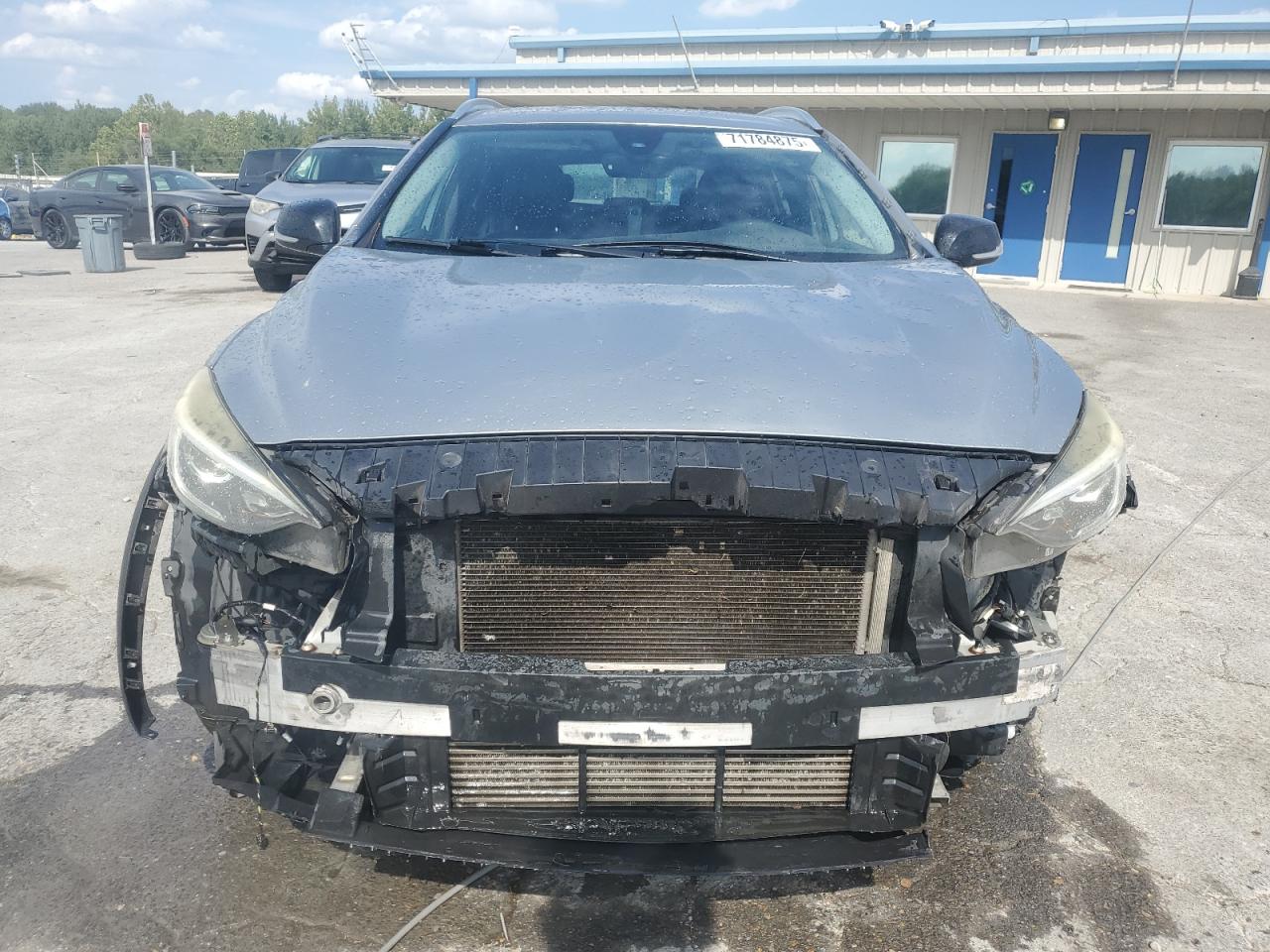 QX30 QX30
