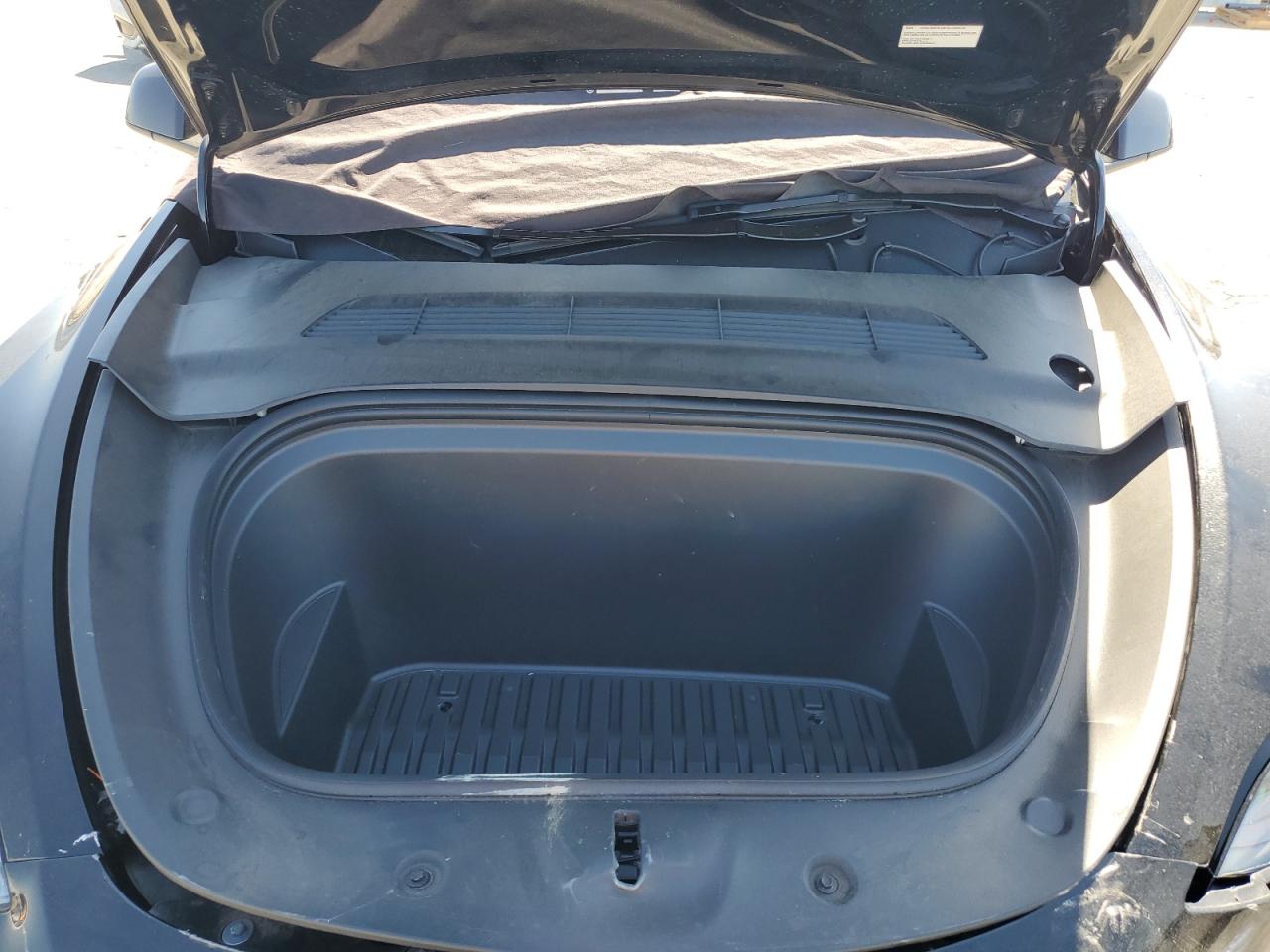 2024 Tesla Model Y VIN: 7SAYGAEE8RF005263 Lot: 81640445