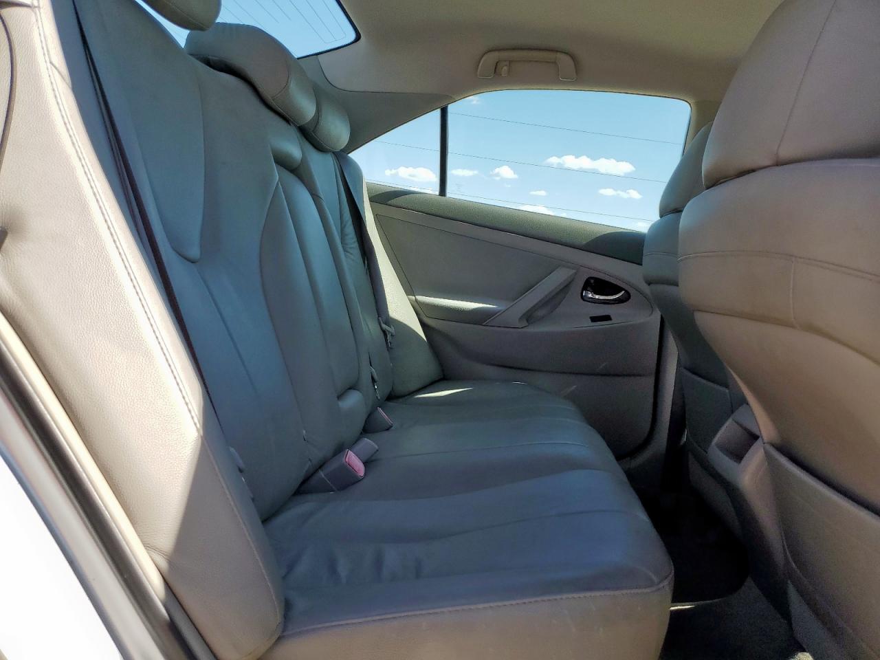 2007 Toyota Camry Ce VIN: 4T1BE46K47U633464 Lot: 70307875