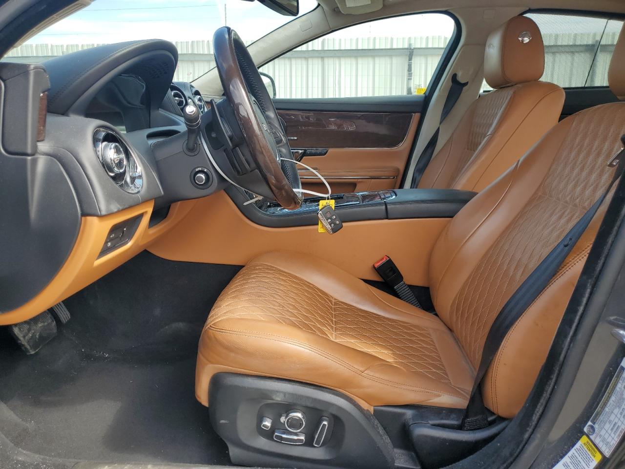 2016 Jaguar Xjl Supercharged VIN: SAJWA2GE0GMW02325 Lot: 81688825