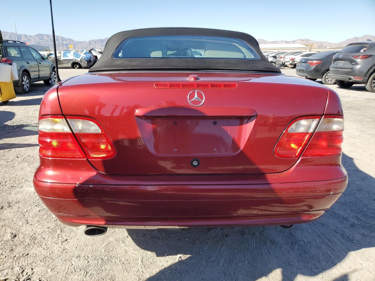 2000 Mercedes-Benz Clk 320 VIN: WDBLK65G3YT045751 Lot: 80951365