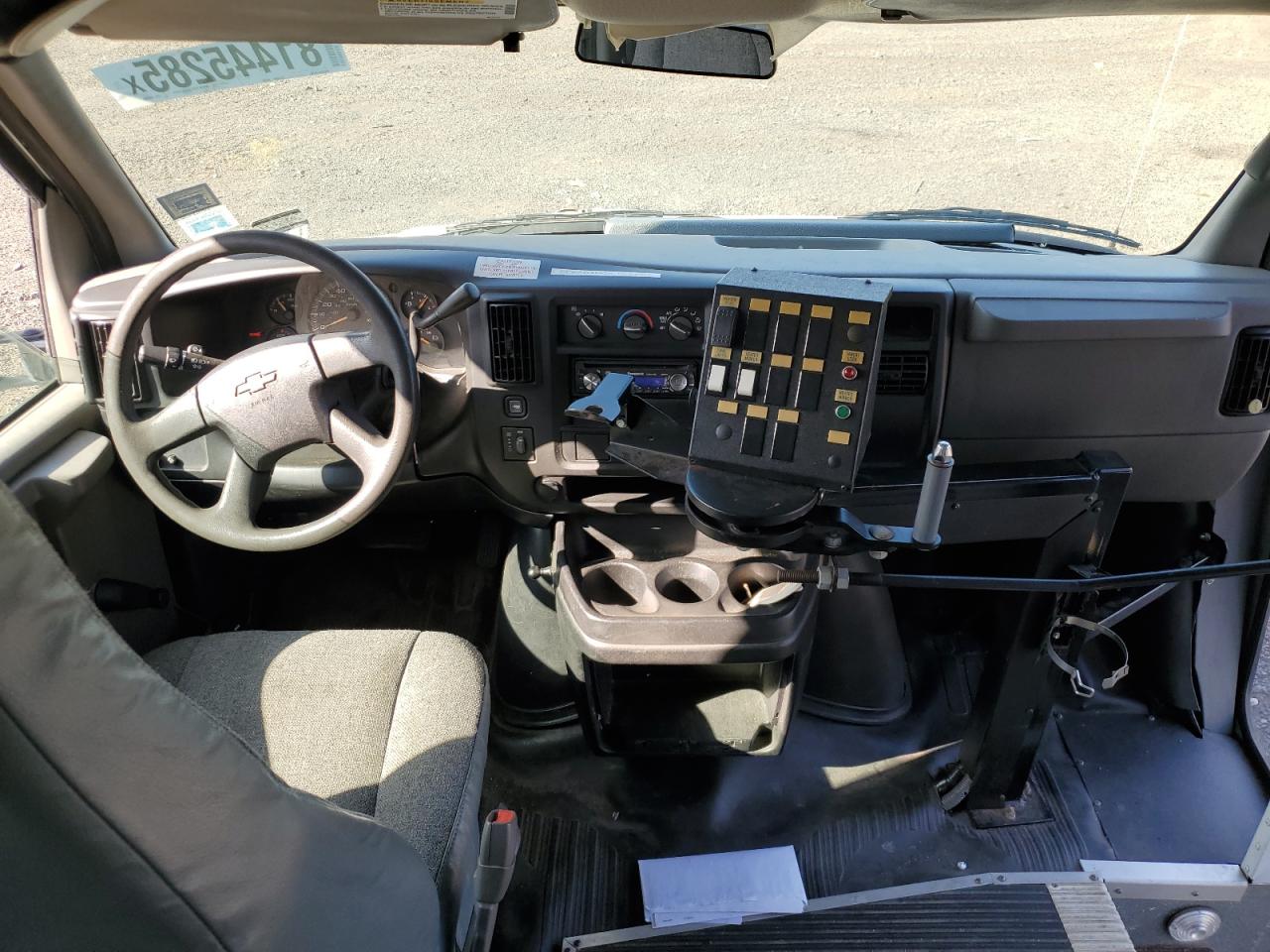 2005 Chevrolet Express G3500 VIN: 1GBJG31UX51222506 Lot: 81445285