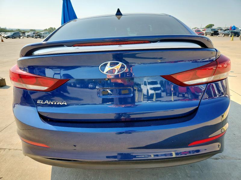  HYUNDAI ELANTRA 2018 Синий