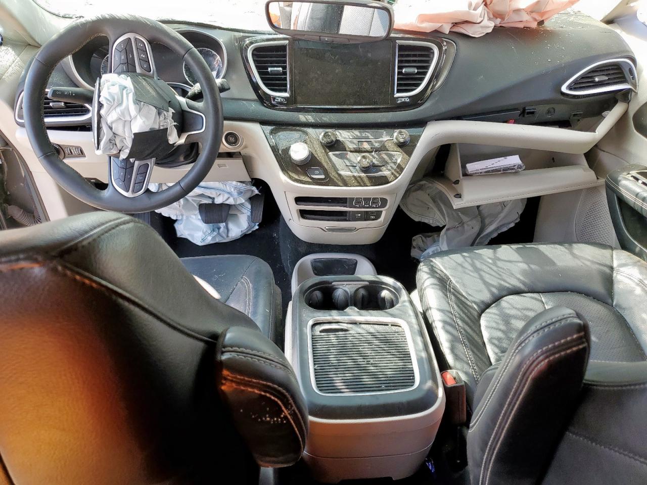 2022 Chrysler Pacifica Touring L VIN: 2C4RC1BG1NR195182 Lot: 71674765