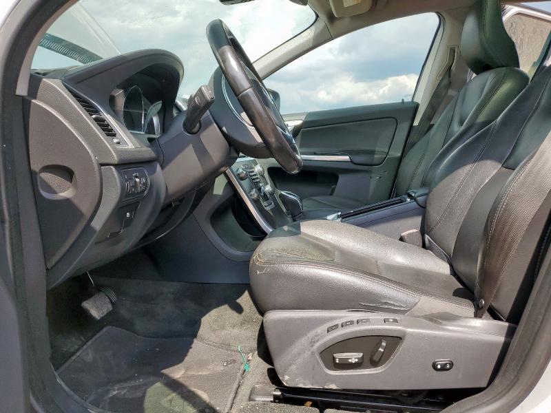 Parquets VOLVO XC60 2016 Srebrny