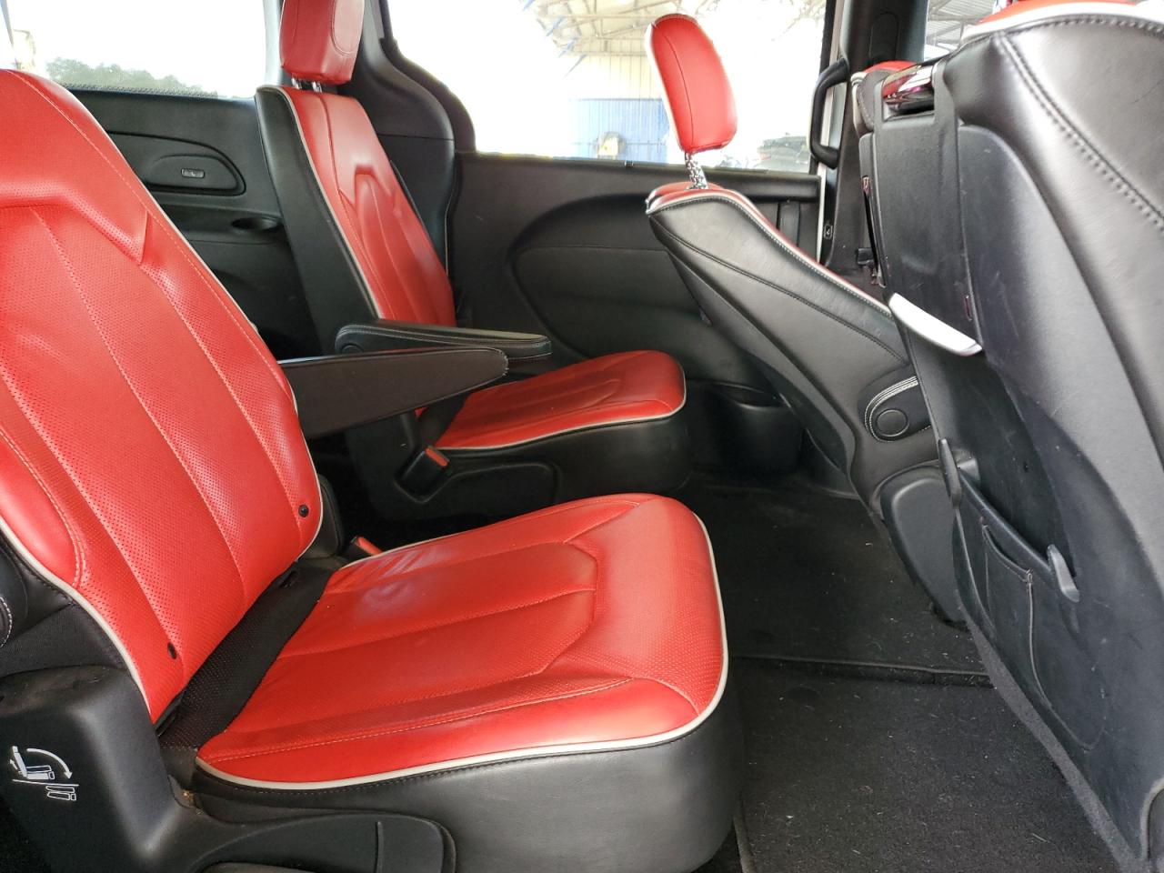 2020 Chrysler Pacifica Limited VIN: 2C4RC1GG6LR136988 Lot: 71603895