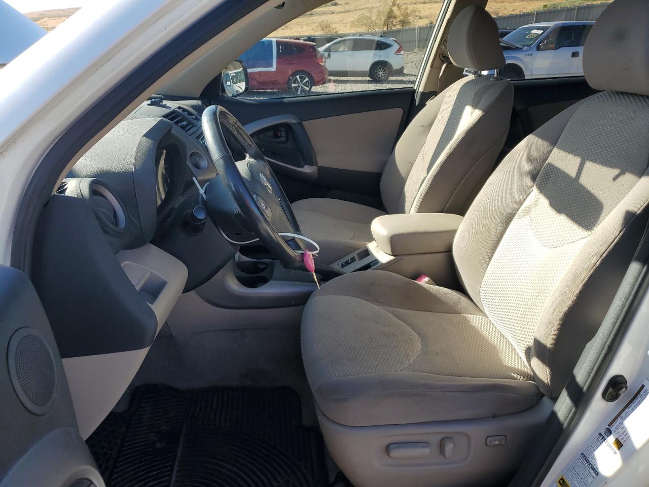 2007 Toyota Rav4 Limited VIN: JTMBK34V275020077 Lot: 81103135