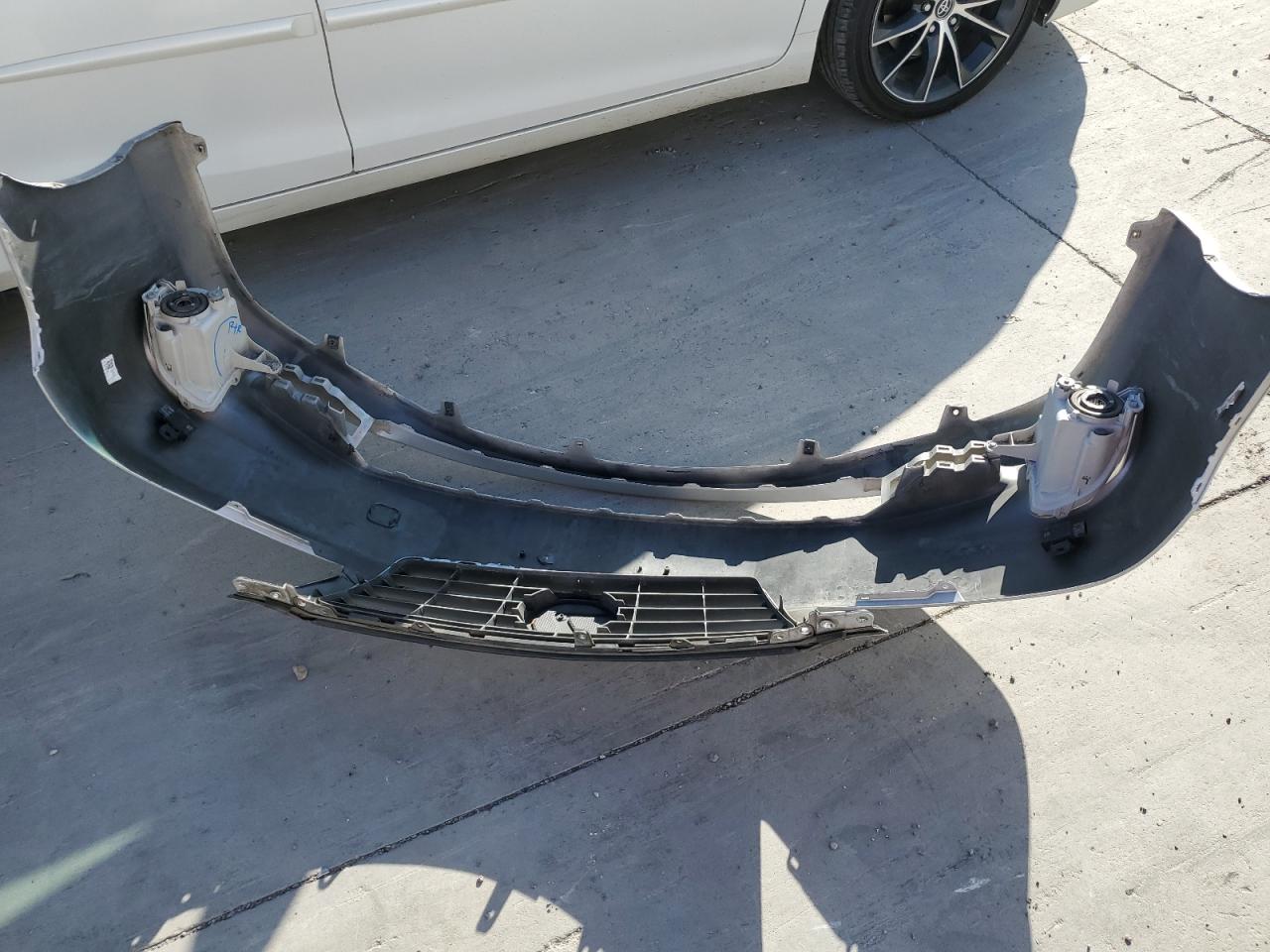 2012 Lexus Es 350 VIN: JTHBK1EG4C2497558 Lot: 81205045