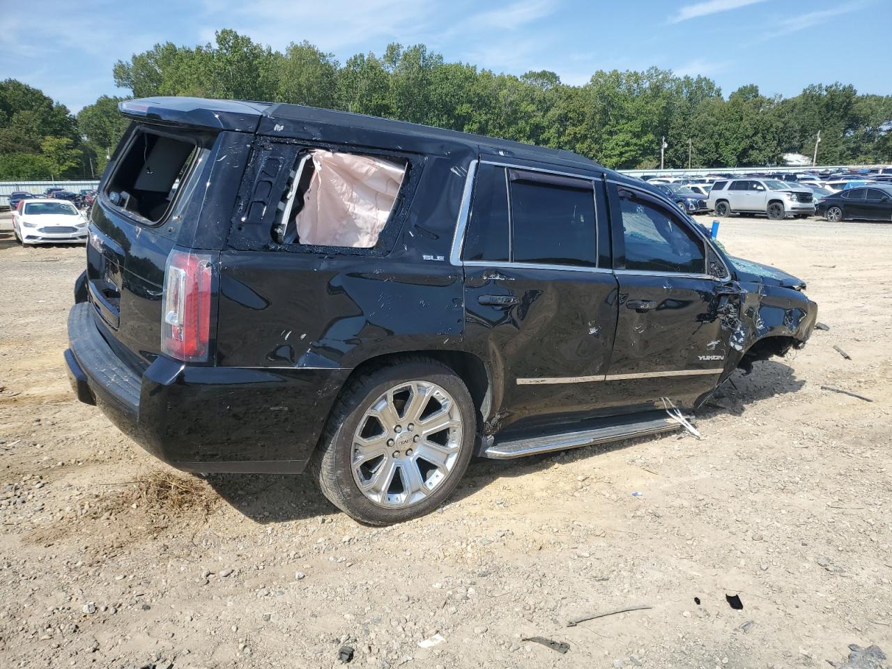 2016 GMC Yukon Sle VIN: 1GKS1AKC3GR187036 Lot: 84549715