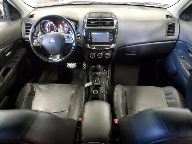 Паркетники MITSUBISHI OUTLANDER 2016 Белы