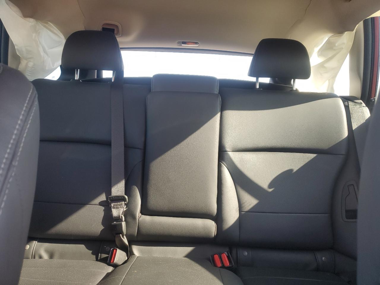 2016 Subaru Outback 3.6R Limited VIN: 4S4BSENC0G3257425 Lot: 81476025