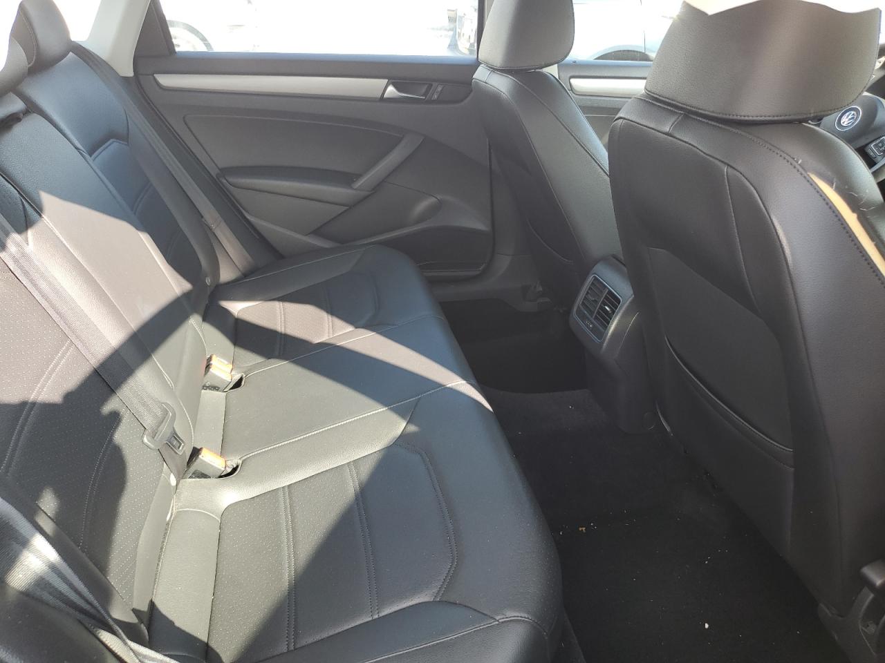 2014 Volkswagen Passat Se VIN: 1VWBH7A37EC017495 Lot: 81610655