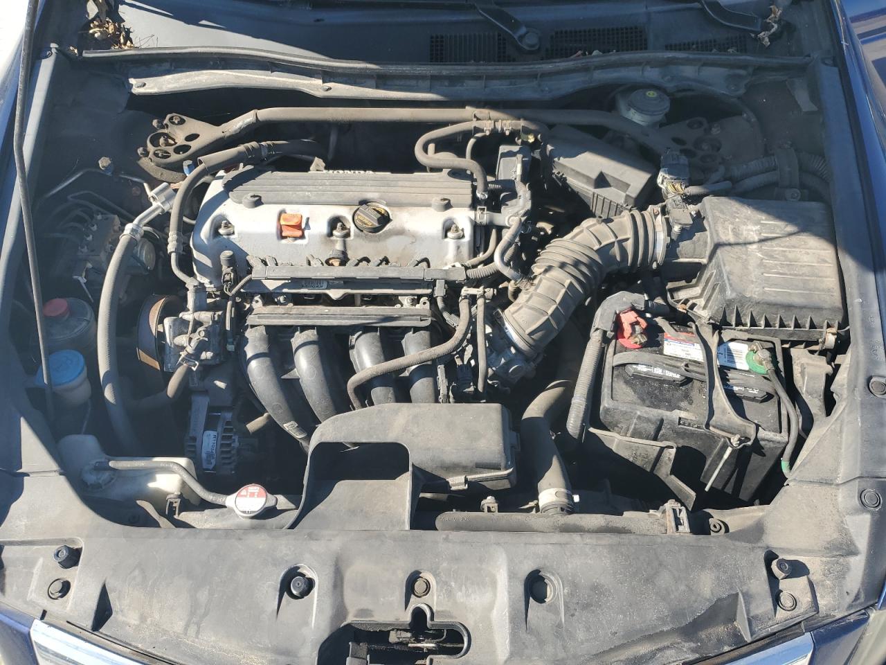 2011 Honda Accord Exl VIN: 1HGCP2F81BA131518 Lot: 84246395