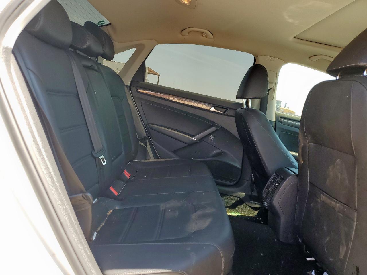 2020 Volkswagen Passat R-Line VIN: 1VWMA7A35LC020728 Lot: 70827405