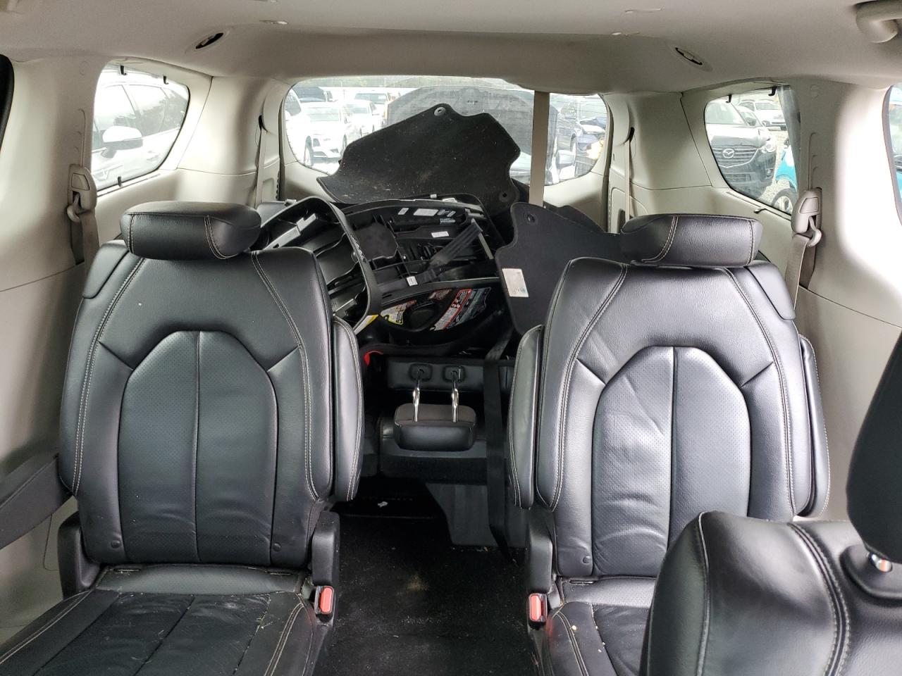 2022 Chrysler Pacifica Touring L VIN: 2C4RC1BGXNR178946 Lot: 81244885