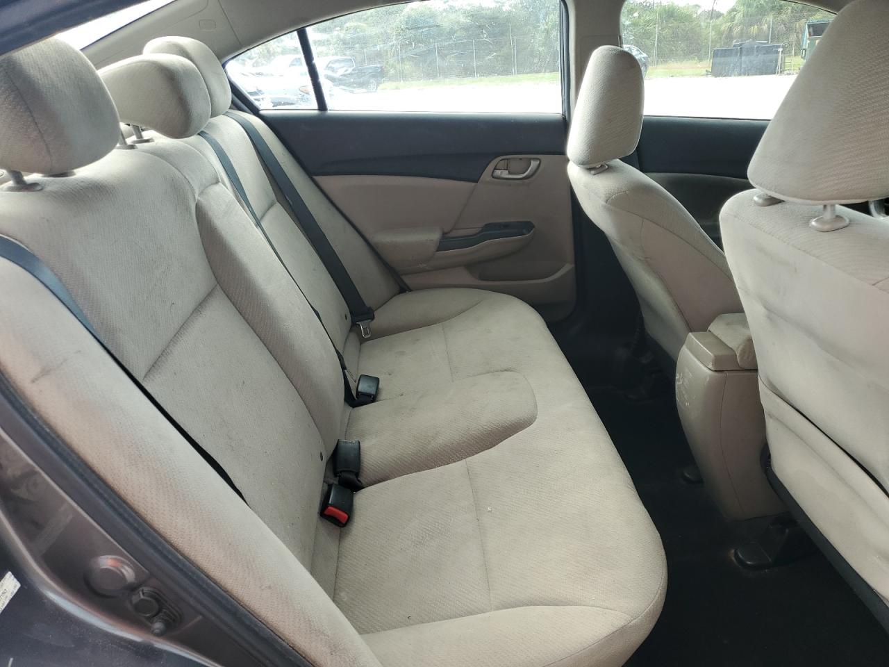 2013 Honda Civic Lx VIN: 19XFB2F57DE221563 Lot: 83913365