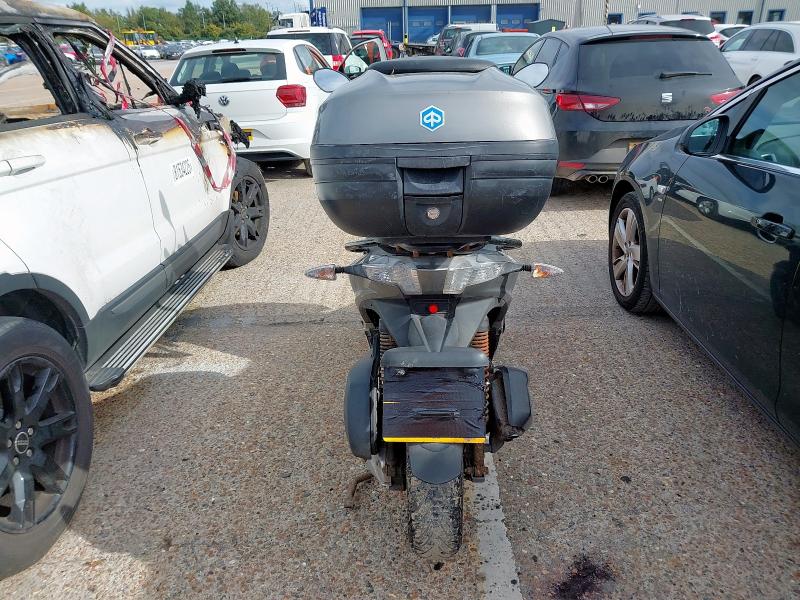 2011 PIAGGIO MP3 300 YOURBAN LT 