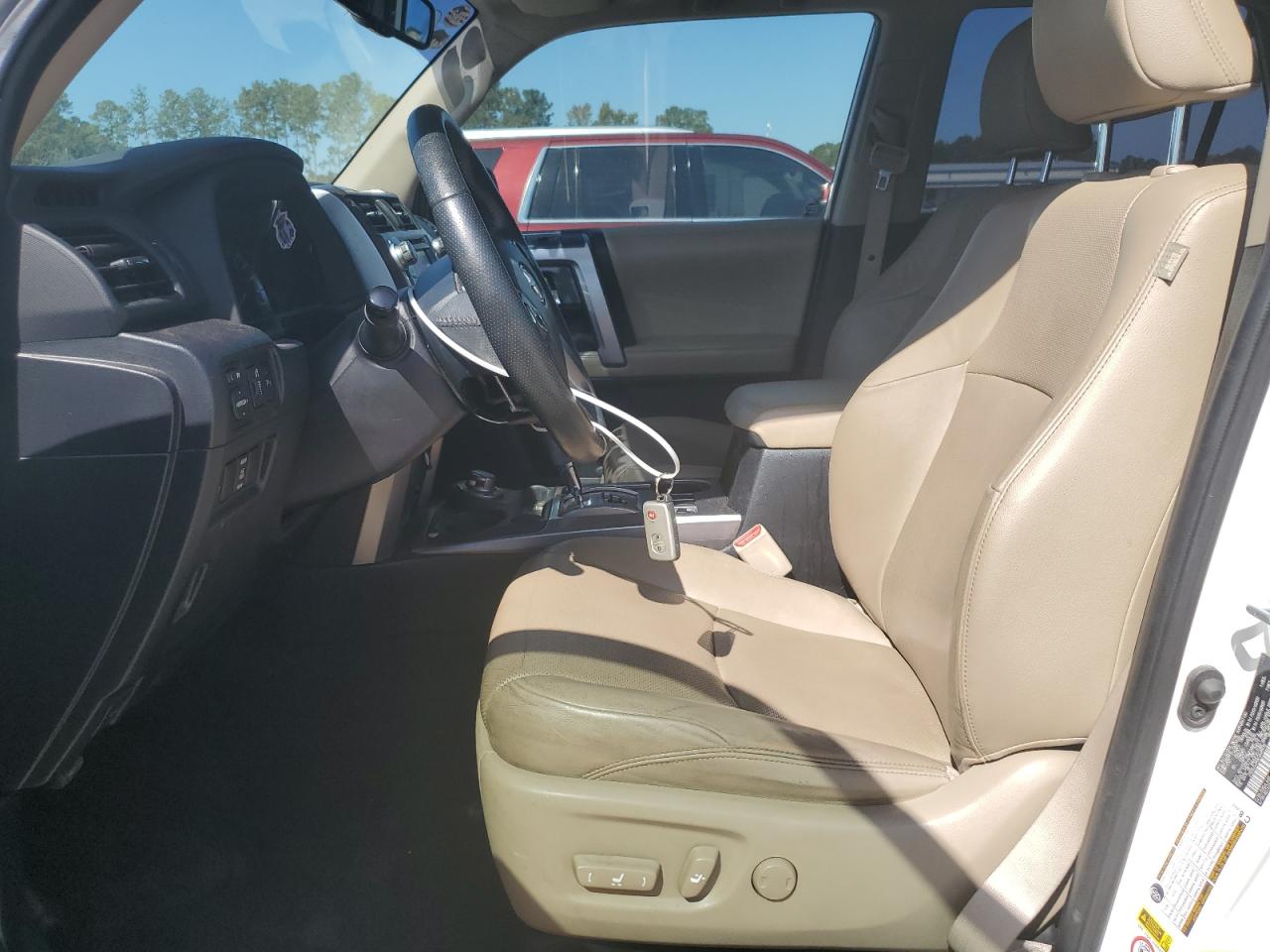 2019 Toyota 4Runner Sr5/Sr5 Premium VIN: JTEBU5JR0K5648978 Lot: 81232175