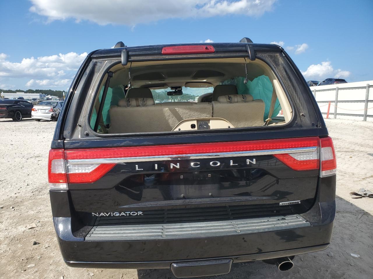 2016 Lincoln Navigator Reserve VIN: 5LMJJ2KT4GEL05706 Lot: 82148105