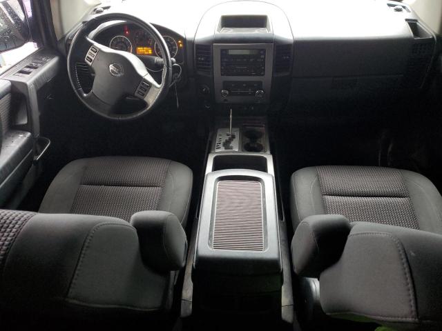  NISSAN TITAN 2012 Czarny