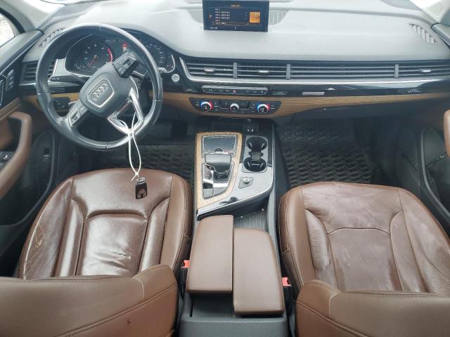 Паркетники AUDI Q7 2017 Белы