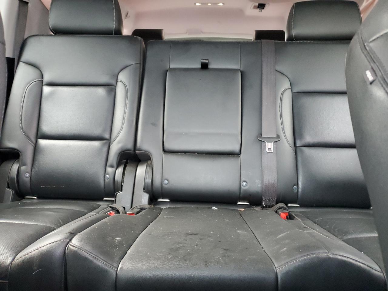 2019 GMC Yukon Xl C1500 Slt VIN: 1GKS1GKCXKR319818 Lot: 83860995