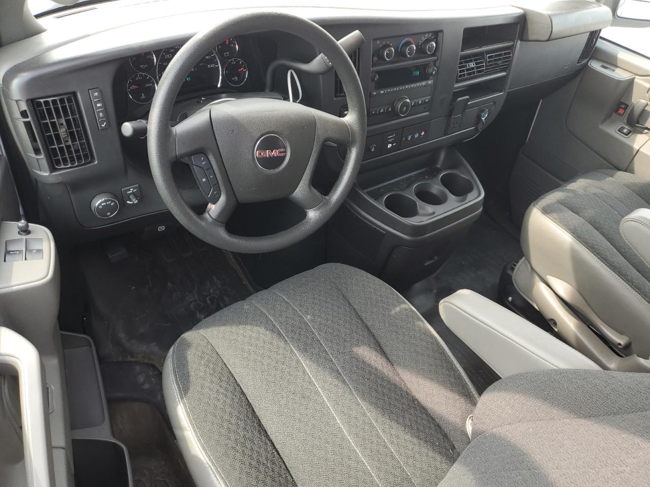 2024 GMC Savana G2500 VIN: 1GTW7AFP8R1233728 Lot: 95113525