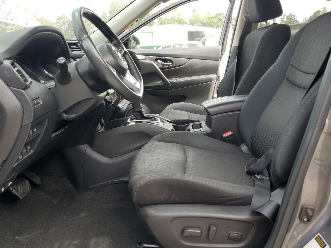 2017 Nissan Rogue Sv VIN: 5N1AT2MV9HC879064 Lot: 83877915