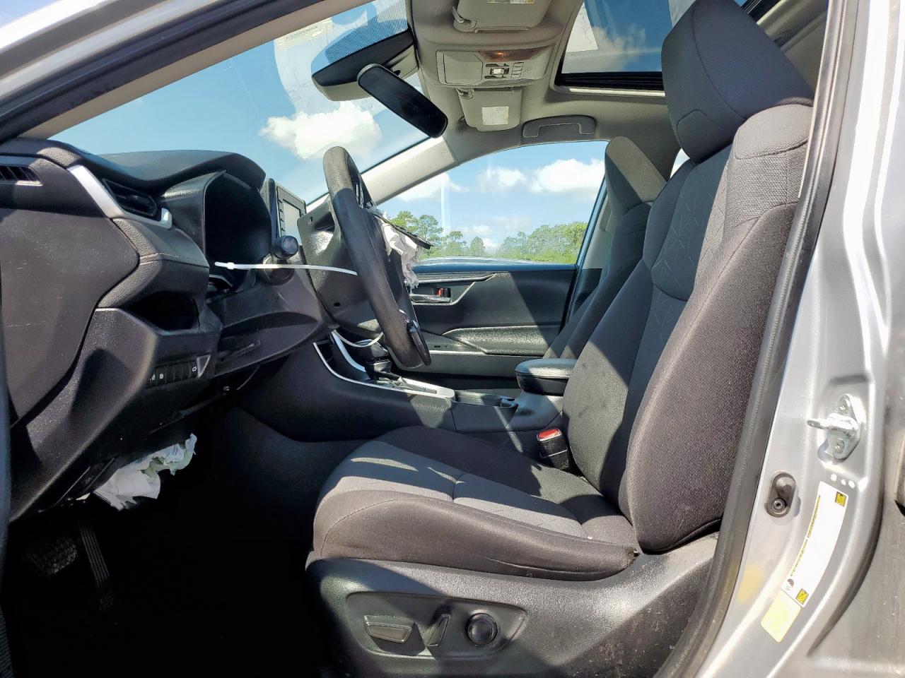 2021 Toyota Rav4 Xle VIN: 2T3W1RFV1MW135522 Lot: 83947765