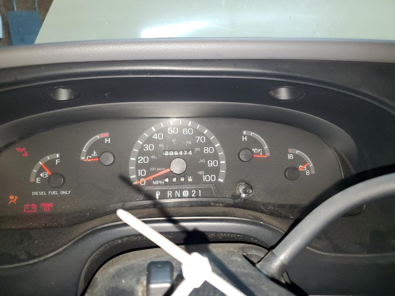 2000 Ford Econoline E350 Super Duty Wagon VIN: 1FBSS31F9YHB27404 Lot: 80470545