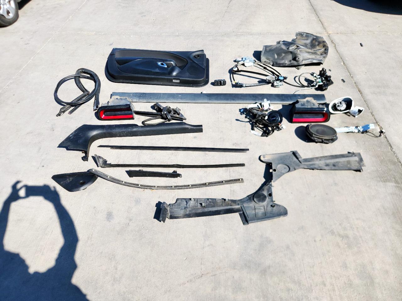 2019 Dodge Challenger R/T VIN: 2C3CDZBT9KH606185 Lot: 82045545