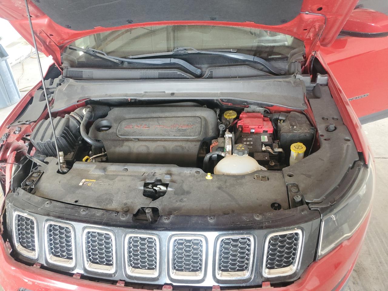 2019 Jeep Compass Latitude VIN: 3C4NJDBB9KT849963 Lot: 71082245