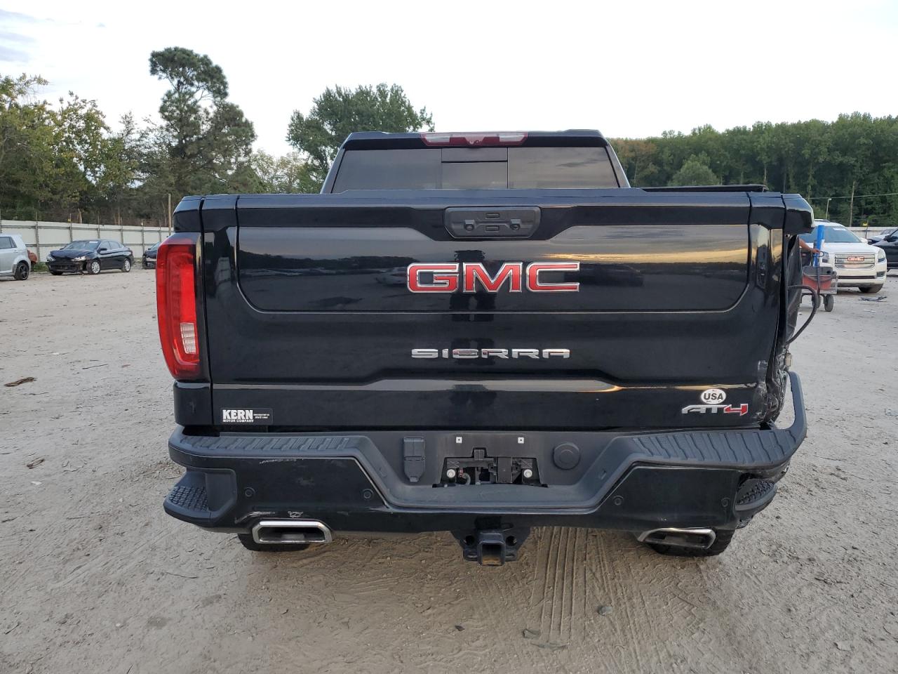 2022 GMC Sierra K1500 At4 VIN: 1GTPUEEL5NZ532964 Lot: 81240255