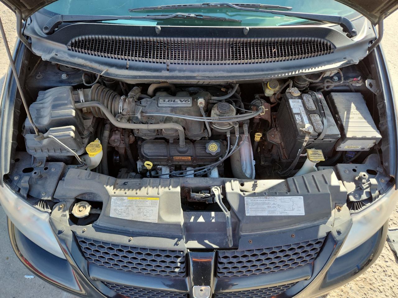 2004 Dodge Grand Caravan Sxt VIN: 2D4GP44L84R615741 Lot: 81887895