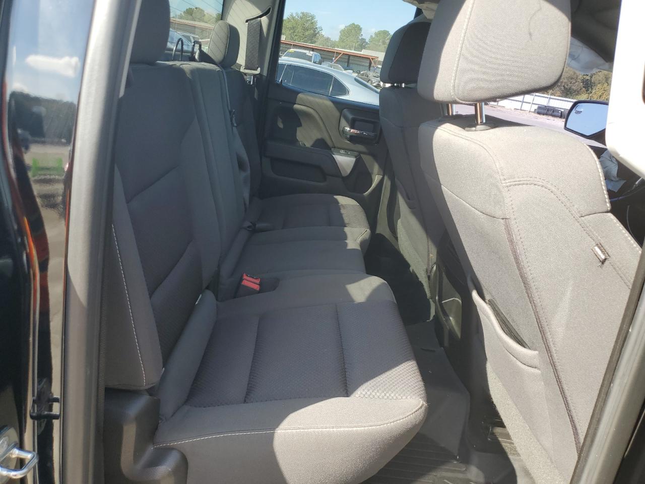 2018 Chevrolet Silverado K1500 Lt VIN: 1GCVKREC1JZ300067 Lot: 81214045