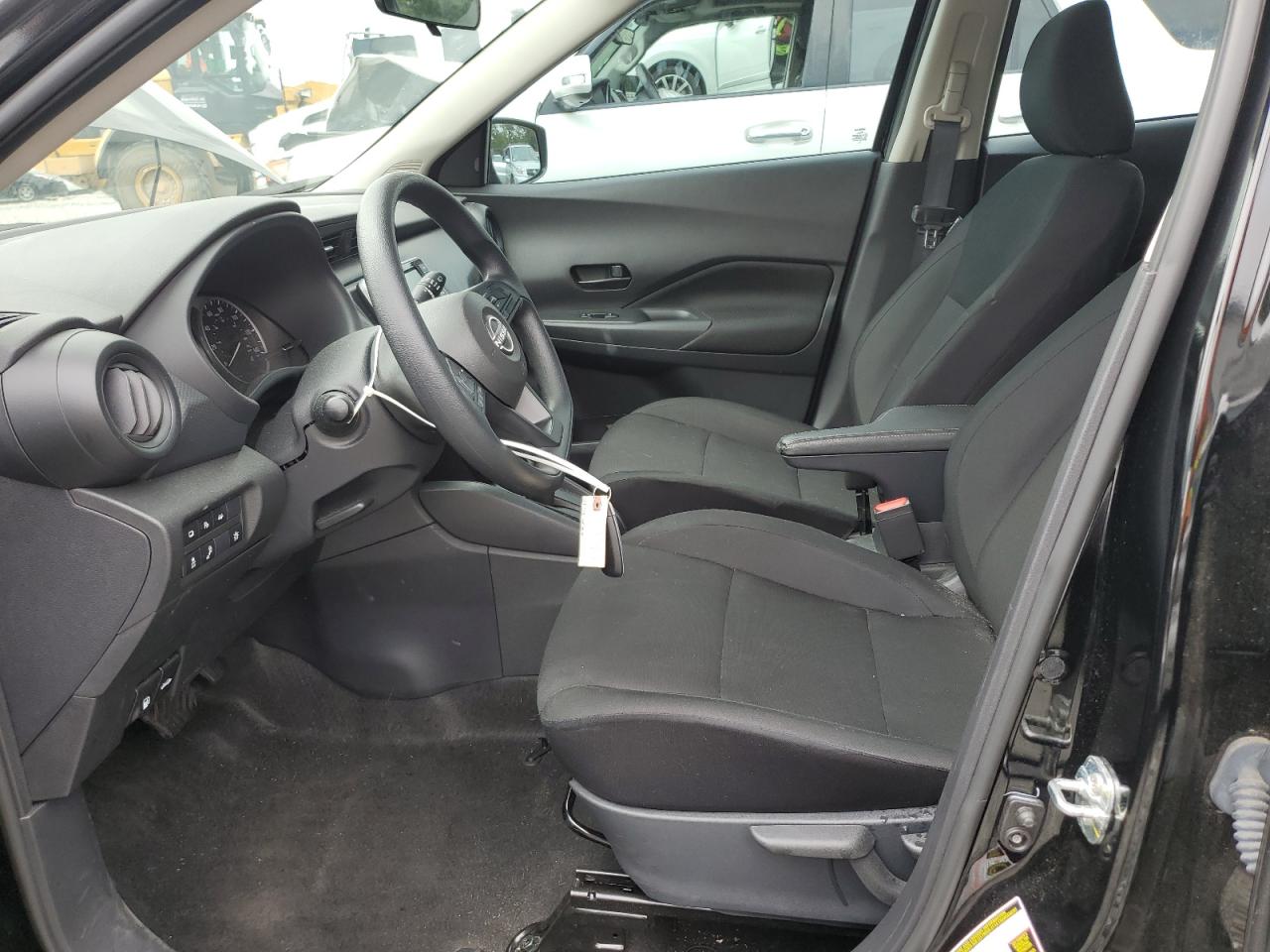 2024 Nissan Kicks S VIN: 3N1CP5BV2RL517527 Lot: 71219255